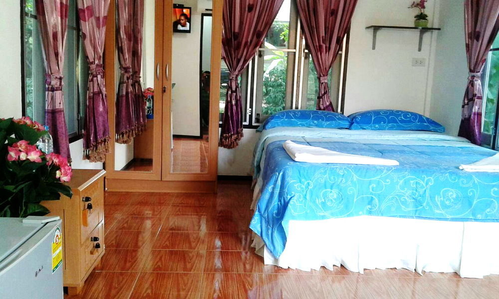 Phu Lanta Life 호텔 코란타 외부 사진