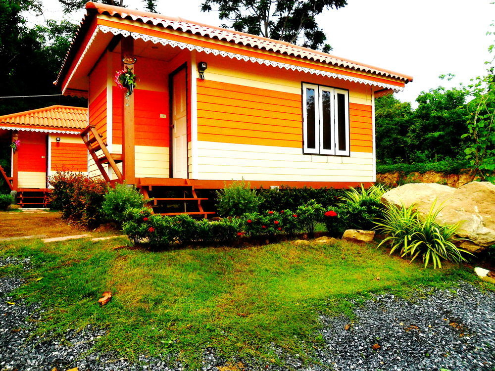 Phu Lanta Life 호텔 코란타 외부 사진
